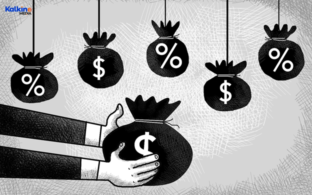 Investors collecting dividend