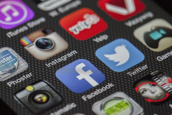 Facebook’s total revenue rose to US$29.01 billion in the quarter compared to US$21.47 billion a year earlier.