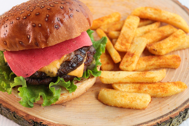 Burger King partners with Robinhood Market (HOOD) to give away cryptocurrencies in the US.