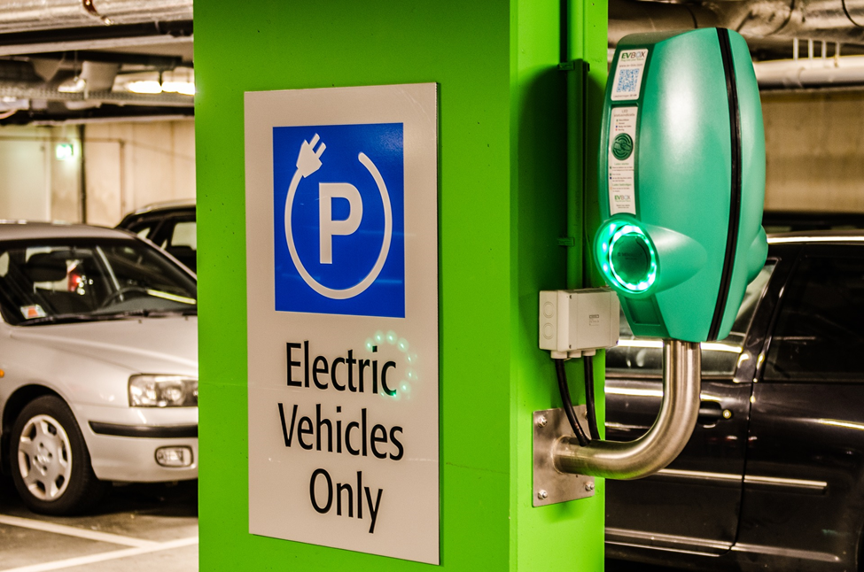 EV stocks: TSLA, NIO, XPEV, LI, GOEV