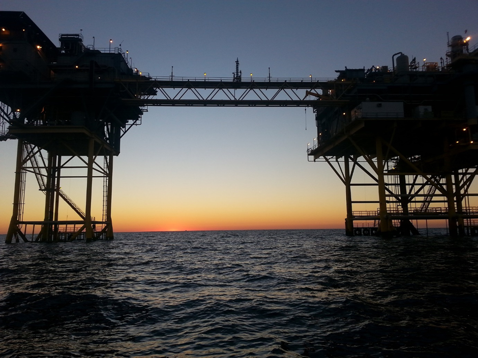 Australia offers LNG to Europe as Ukraine standoff deepens supply concerns