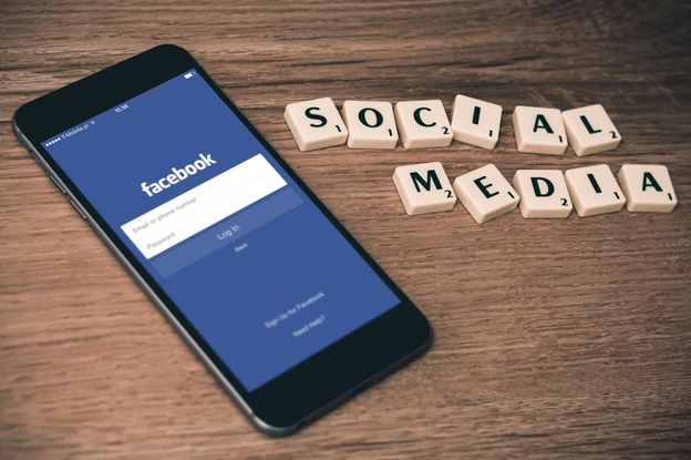 How the social media stocks are performing in the current quarter?