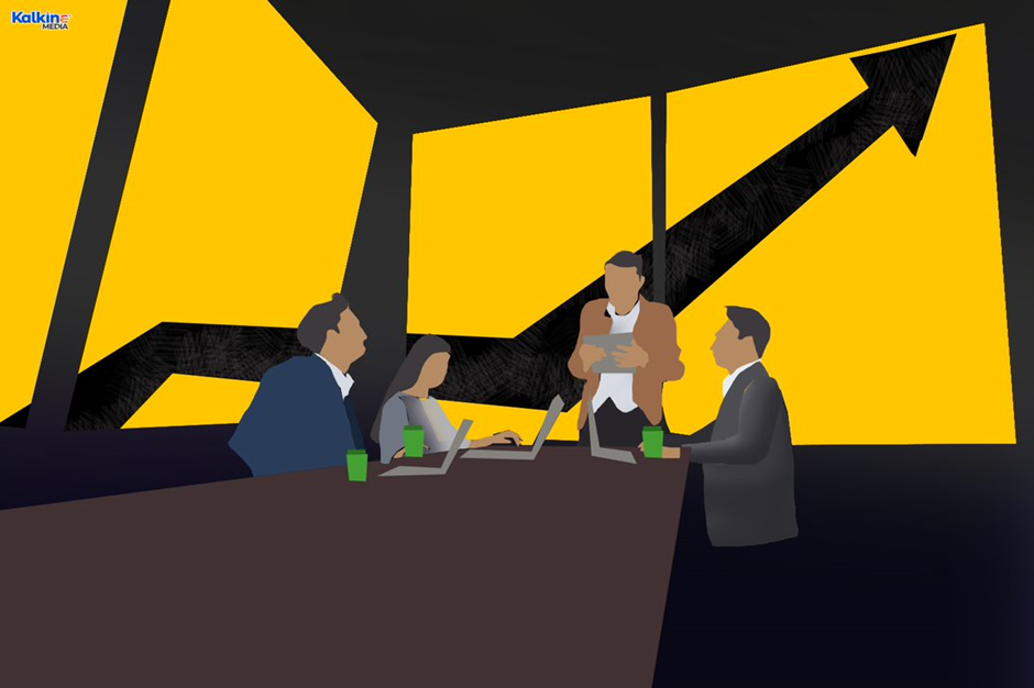 In case of a company gets delisted due to bankruptcy, the shareholders would generally lose their investments