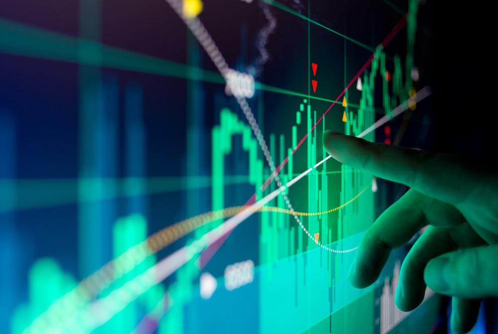 The Rise of Evaluation-Based Trading Models in Global Retail Finance