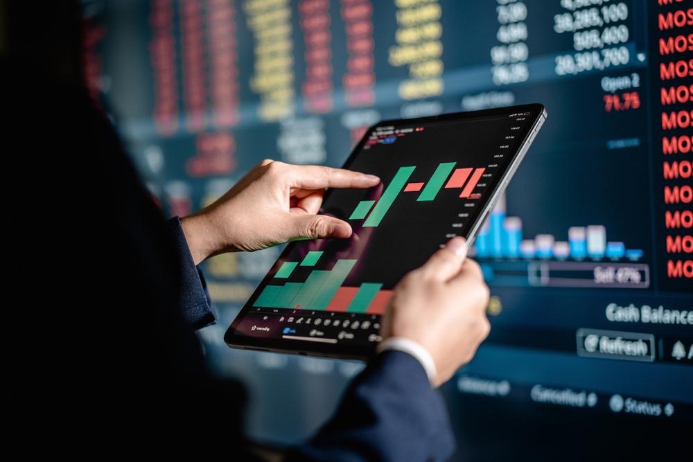 ASX 200 Soars as Trump Signals Surprise Iran Peace Shift