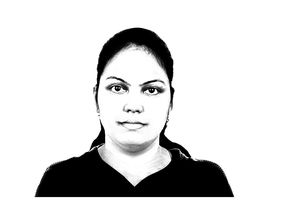 Sonal Sinha, Financial Analyst