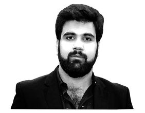 Farzan Moharkan, Junior Analyst