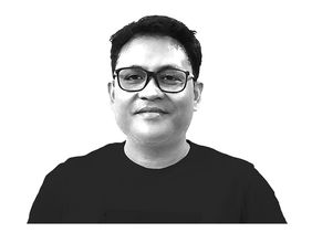 Mridul Gogoi, Senior writer and editor