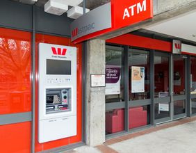 When does Westpac pay its dividends?