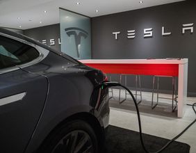 What is wrong with Tesla? Is Elon Musk doing something to fix the problem?