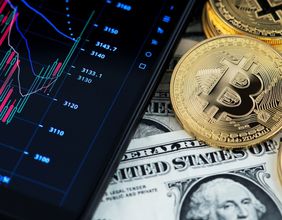 Why are altcoins gaining strength in the cryptocurrency market?