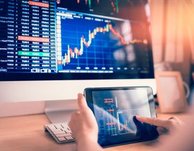 Snowflake (SNOW) stock continues to run, is it worth your penny?