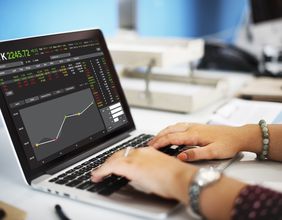 How are 4 NZX retailers doing amid supply chain issues?