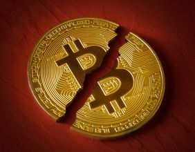 Could Bitcoin plummet below US$30,000 in 2022?