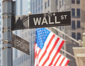 S&P falls into bear market in intraday, Nasdaq retreats; ROST, DE decline