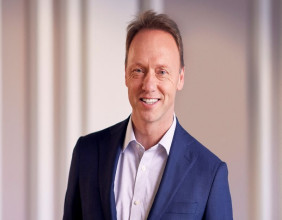 Unilever turns to former Heinz exec to steer new course Unilever turns to former Heinz exec to steer new course