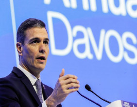 Spain to raise minimum wage by 8% as elections loom Spain to raise minimum wage by 8% as elections loom