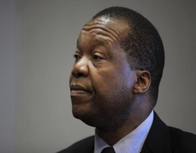Zimbabwe cuts policy rate to 150% after inflation falls Zimbabwe cuts policy rate to 150% after inflation falls