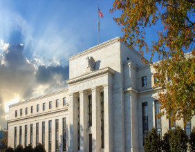 S&P 500 outlook following FOMC meeting minutes on Tuesday