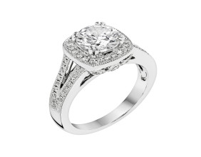 How Sparkle IQ Uses AI to Help Customers Buy Diamonds like Experts