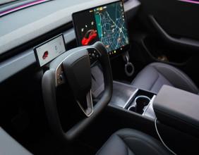 Tesery Unveils Custom Tesla Steering Wheels to Enhance Driving Experience