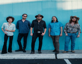 Robert Jon & The Wreck's New Track 'Ballad Of A Broken Hearted Man' Brings a Fresh Approach to High-Octane Southern Rock