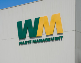 Waste Management: future dividend aristocrat, all-weather stock