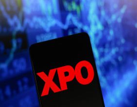 XPO and RXO stocks are severely overvalued: buy, sell, or hold?