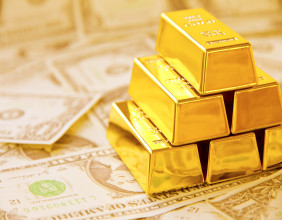 Gold rises ahead of key US economic data; copper prices fall