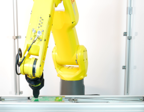 ArtiMinds Robotics and Eberhard announce partnership for innovative automation solutions in THT assembly
