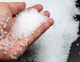 Polyethylene Terephthalate (PET) Market Navigating Dynamics Comprehensive Analysis and Forecasts 2024-2032