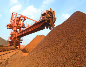 Iron ore futures extend losing streak as US-China trade tensions weigh on market