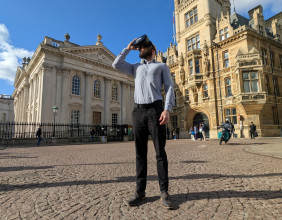 Cambridge scientist launches free VR platform that eliminates the fear of public speaking