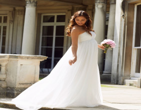 Maternity Bridal Gowns, Destination Weddings & Zika Virus: Things Expecting Brides Should Consider