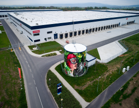 AUTODOC automates with TGW Logistics