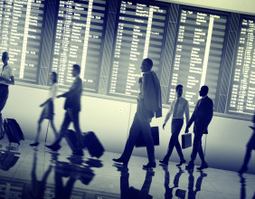 UK Net Migration Halves, But Immigration Experts Warn of Economic Fallout