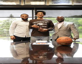 Bell’s Master Blend Sauces Sign NIL Deal with Basketball Star Davion Thompson for Exclusive DT3 Hot BBQ Fusion Sauce