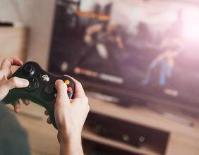 What Does Share Activity In This Gaming Firm Say About TSX SmallCap Trends?