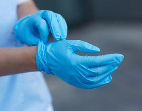 Why Did Edwards Lifesciences (NYSE:EW) Surge After Earnings Report?