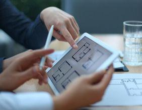 Is Four Corners Property Trust Inc in Dire Straits?