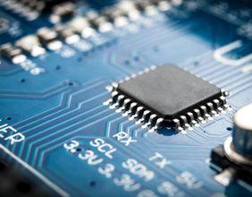 Is Arrow Electronics Losing Momentum on the NYSE and S&P Indexes?