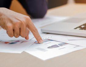 IP Group (LON:IPO) Surpasses 200-Day Moving Average Amid Strong Market Activity