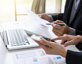 FRP Advisory Group (LON:FRP) Stock Faces Downward Pressure Below 50-Day Moving Average