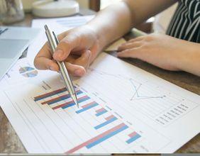 Hamilton Insurance Gains Momentum Amid NYSE Strength