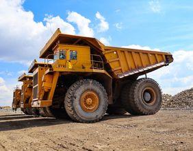 First Quantum Minerals Valuation Draws Focus After Market Swings