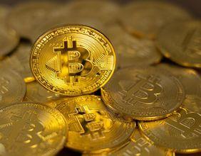 Crypto Market Bitcoin and Altcoins Gain as U.S. CPI Data Looms