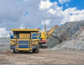 Fortescue Metals Leadership Shakeup Impacts Shares Amid Iron Bridge Delays — What It Means for ASX200 Investors