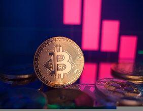 Institutional Surge: Bitcoin ETFs Absorb $2.3 Billion in a Single Week