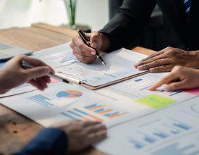 Royal Bank of Canada (NYSE:RY) Attracts Institutional Investors Amid Growth