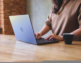 How Institutional Moves Are Shaping the Market for Apple Inc. (NASDAQ:AAPL)